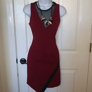 🌹New Agaci wine bodycon dress with removable necklace